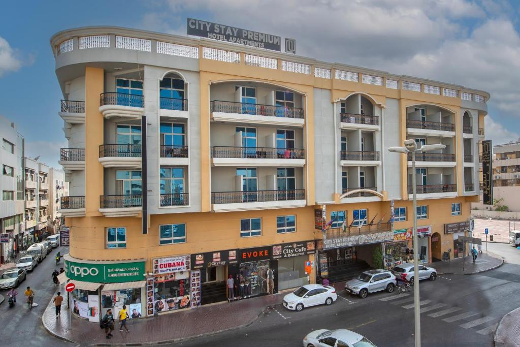 Premium 2 BHK City Apartment photo 2